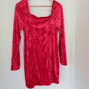 MADDEN NYC Sz L Red Crushed Velvet Corset BodyCon LS Mini Dress Sweetheart Neck